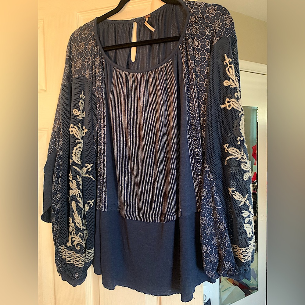 Free People “Indigo Dreams”  Navy Boho Top with embroidery along sleeves.Size S